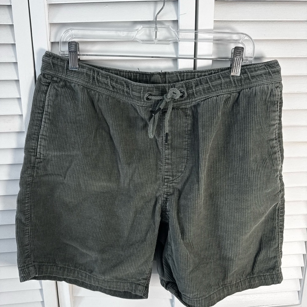 UNIONBAY Men's Corduroy Shorts in Dark Green